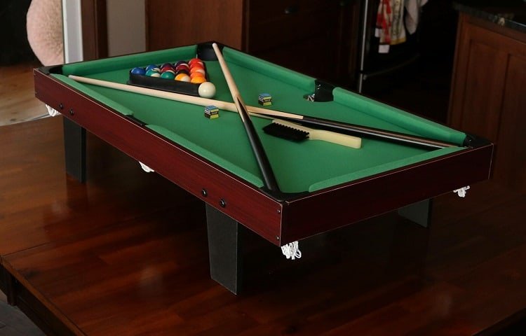 mini pool table